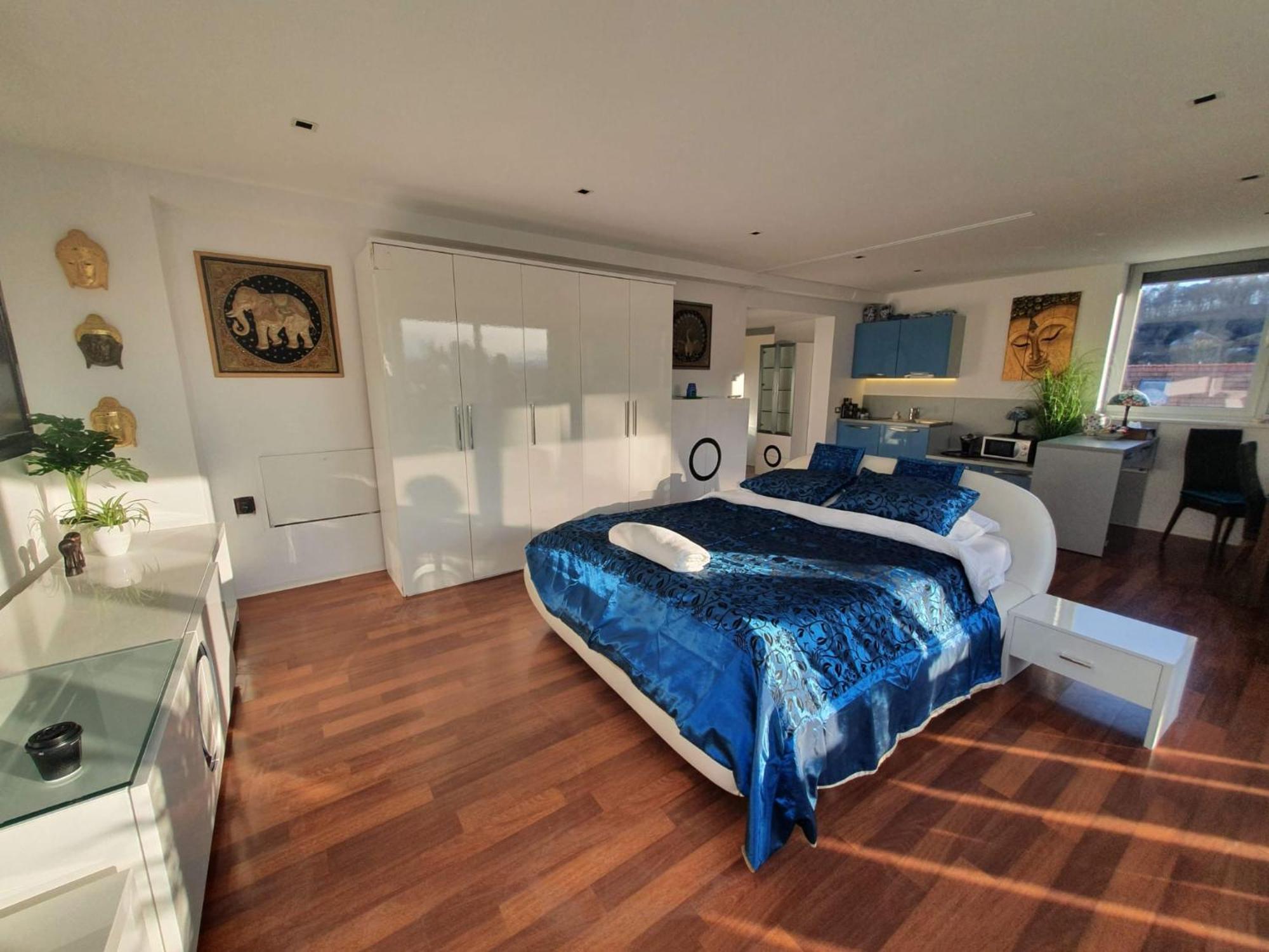 Riverside Loft - Castle View & Free Parking & Terrace Apartamento Liubliana